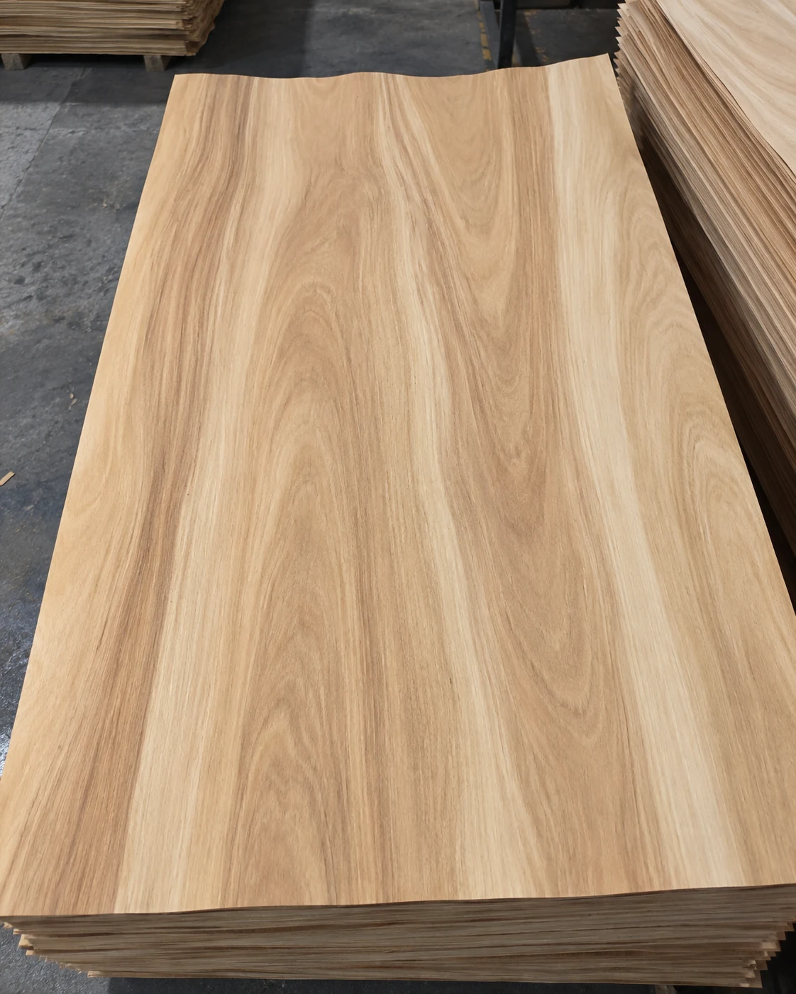 Acacia rotary-cut veneer product view
